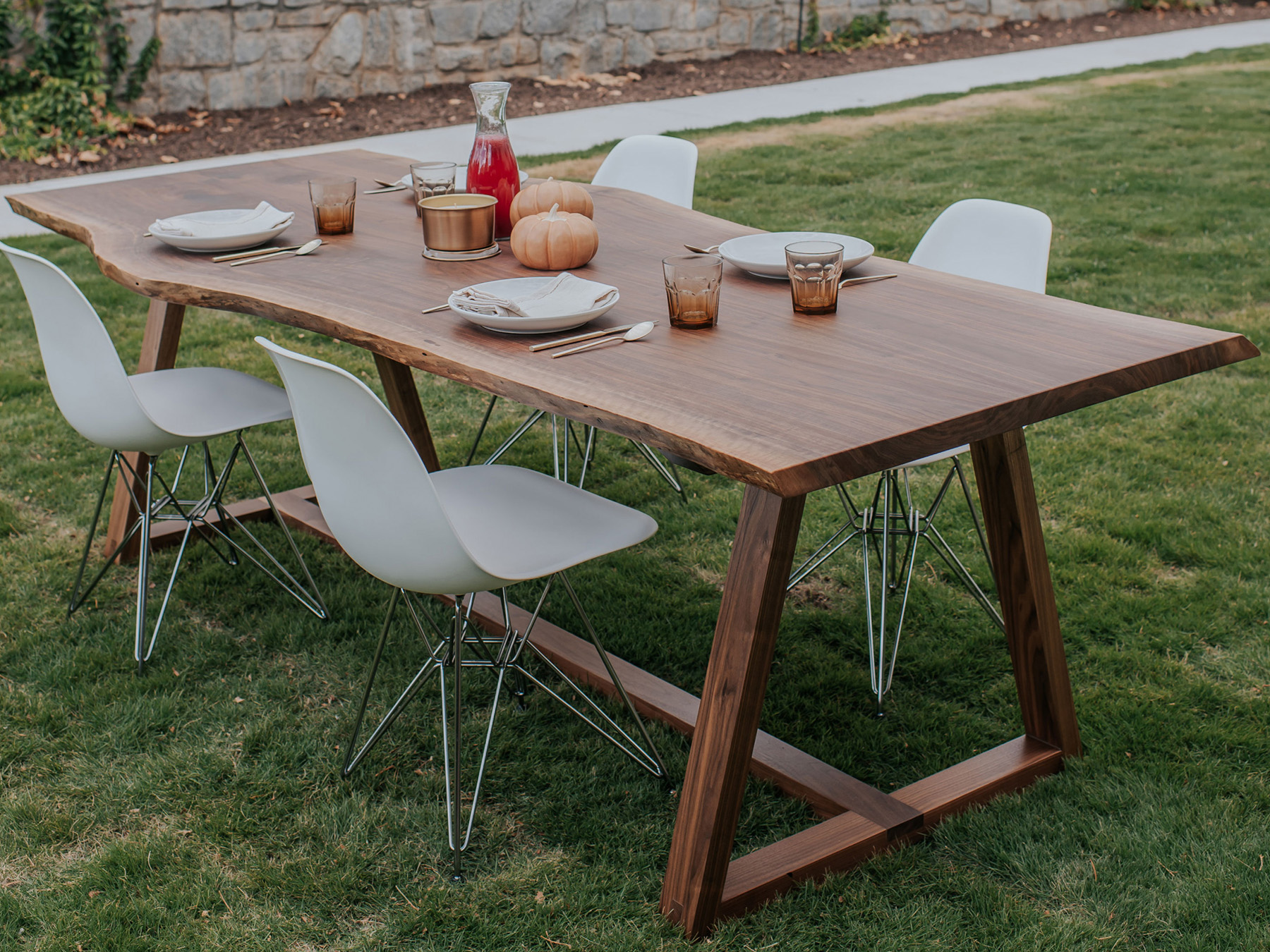 the philomena trestle dining table